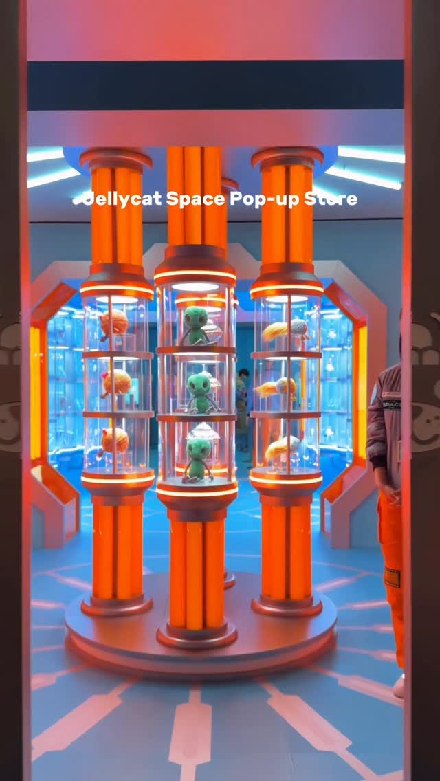 zoo_sorok 게시물 이미지: 세계 최초, 성수에 상륙한 젤리캣 스페이스🚀

애착인형 유명한 영국 브랜드...