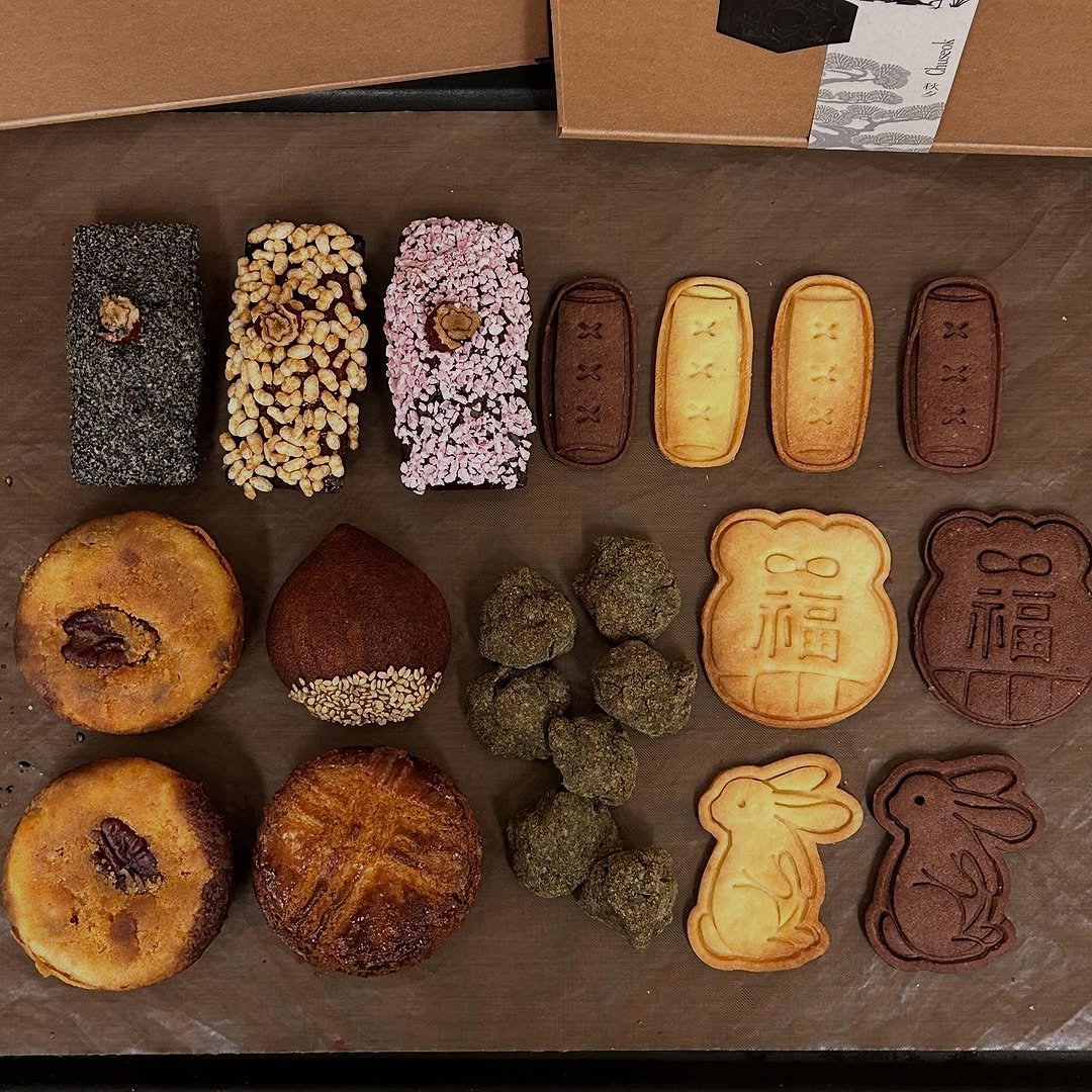 zuo_bakery 게시물 이미지: 안녕하세요 쥬오베이커리입니다!

2025 추석과자세트 안내 드립니다🤍

기념일준비는...
