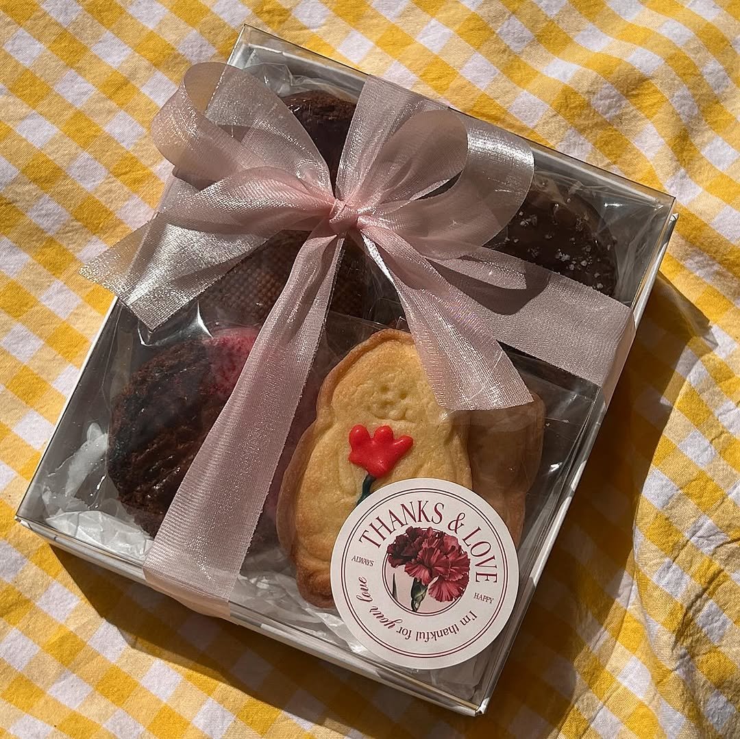 Photo by 쥬오베이커리 [케이크/쿠키/휘낭시에/베이글] on May 04, 2025.