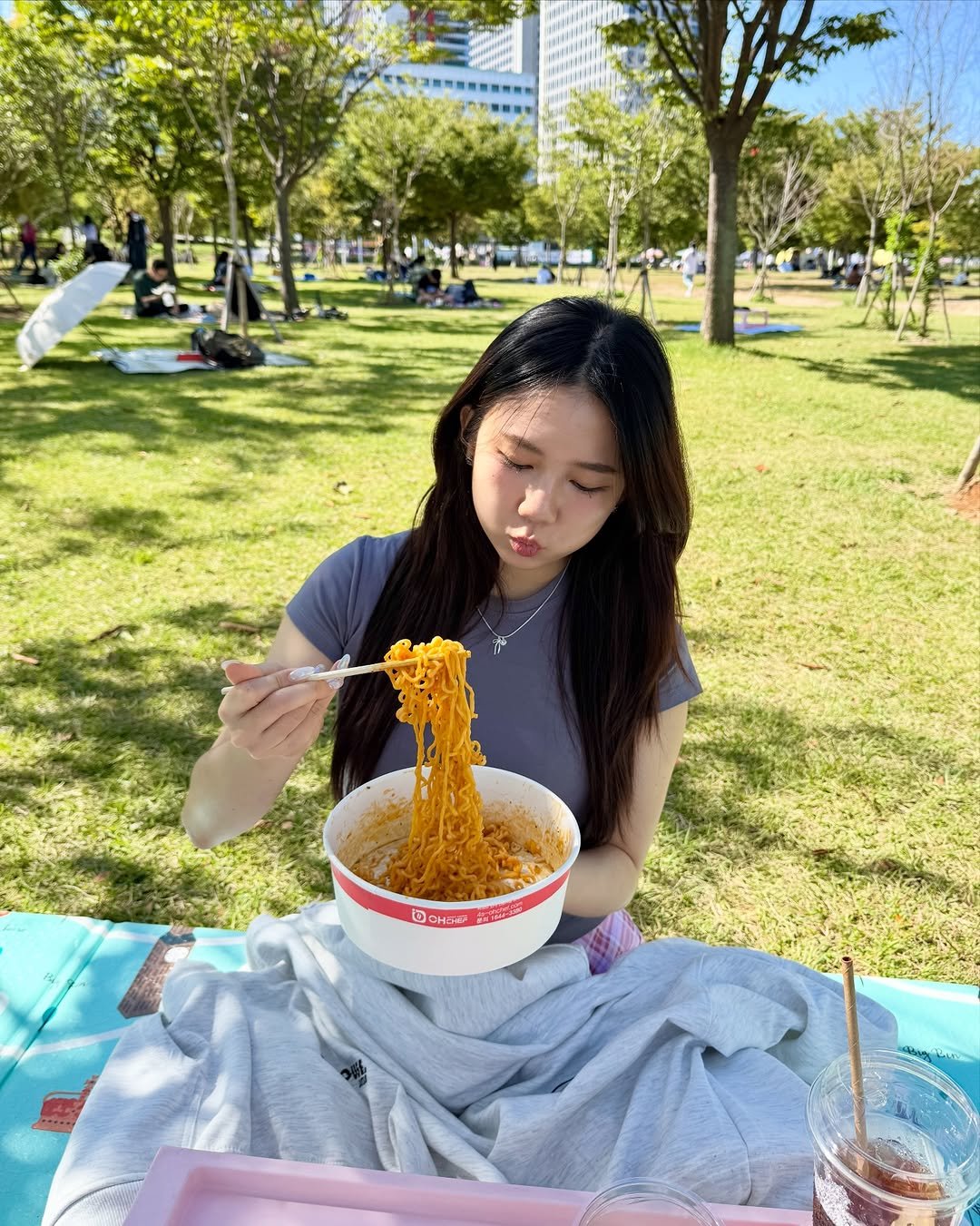 Photo by zenn on February 26, 2026. May be an image of chow mein, ramen, noodles, picnic and text.