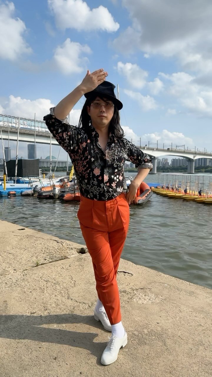 zzang2ho 게시물 이미지: 우아하게 #태권롤라챌린지

#레논 
#쥐롤 #킹키부츠 #롤라 
#뮤지컬스타
#빵송국...