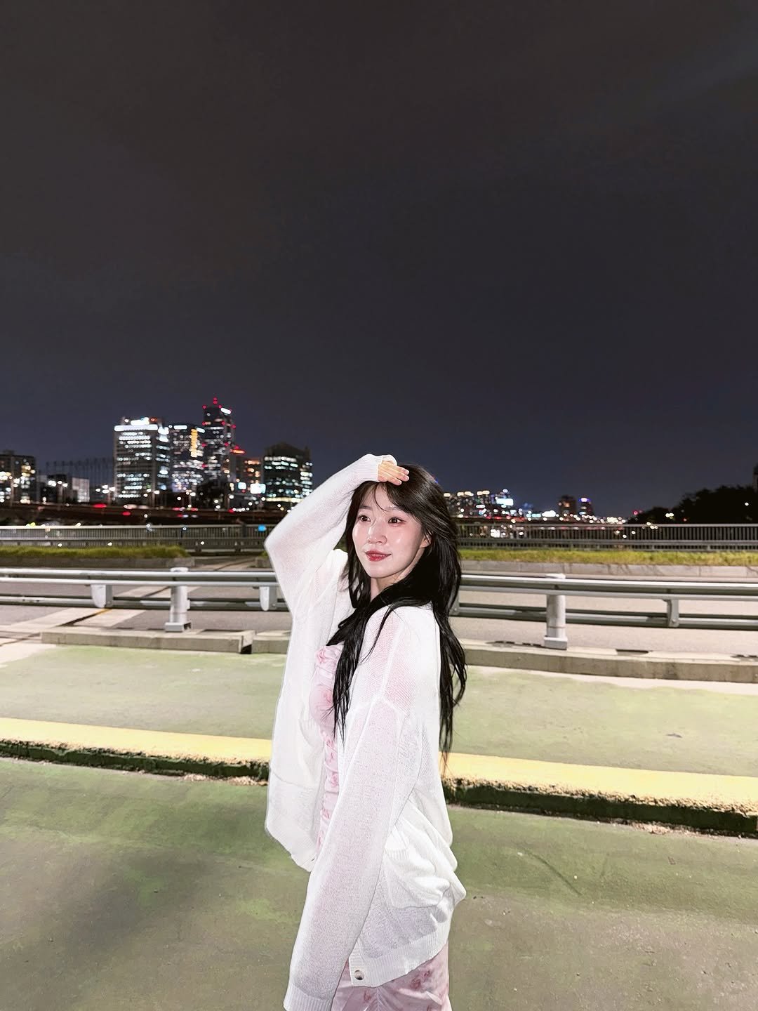 zzange_couple 게시물 이미지: #밤산책