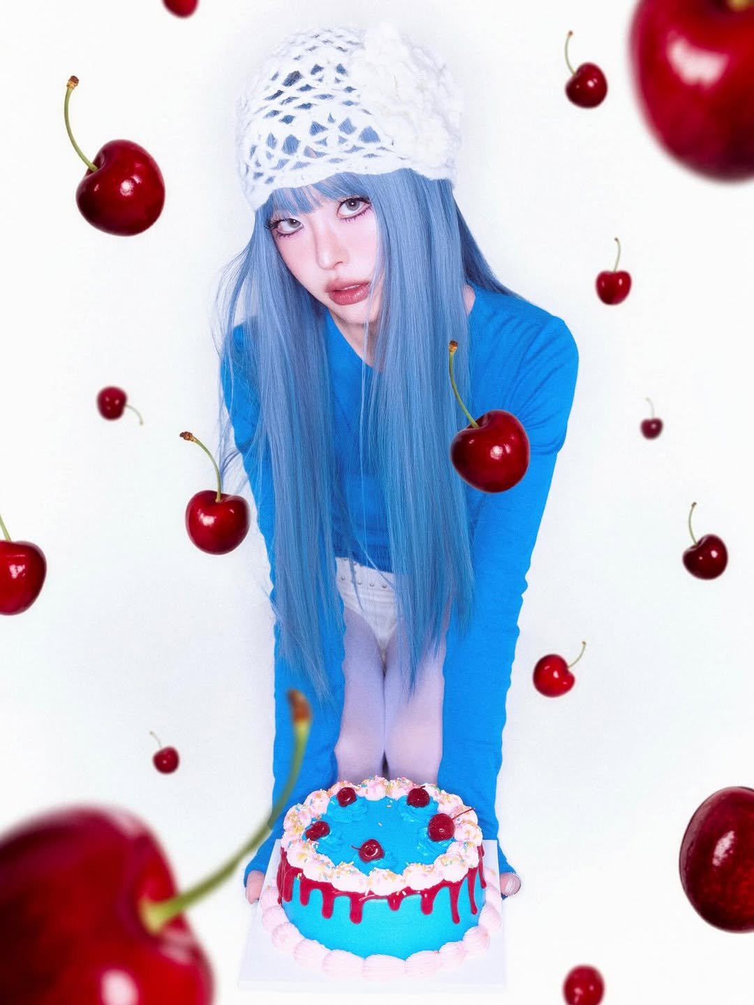 zzoomakeup 게시물 이미지: ⠀
BLUE VELVET CAKE 🎂💙