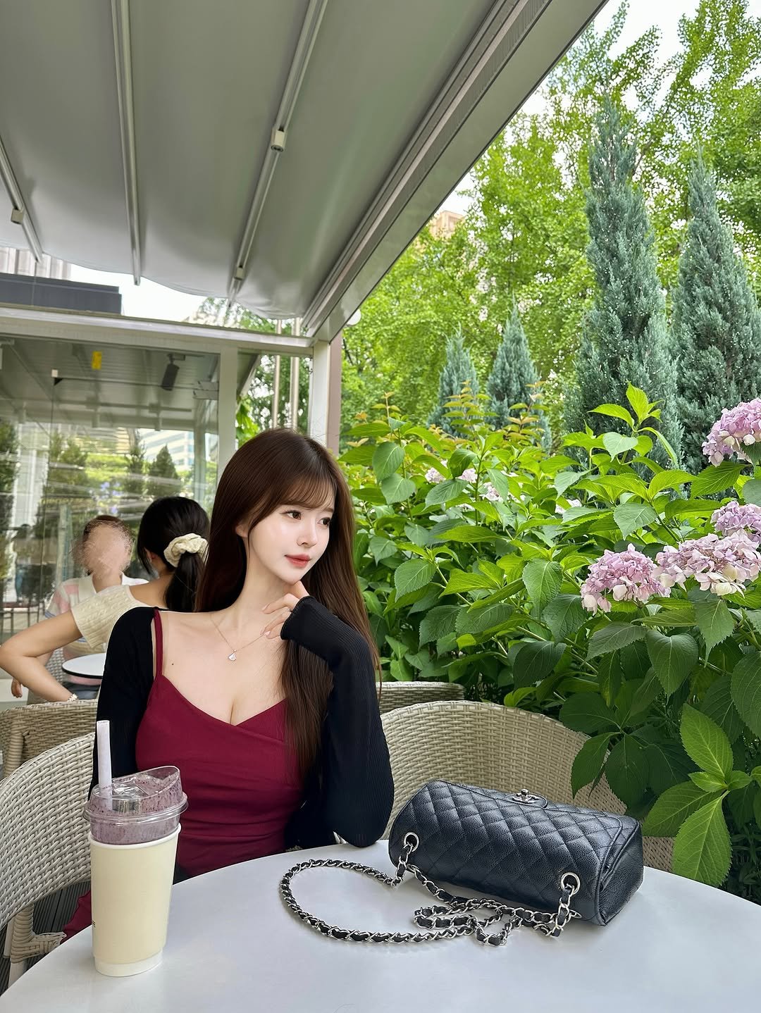 zzxvu 게시물 이미지: 한 주 시작♥️
이번주 출시될 제작 신상 와인 컬러에요 .. 🍷💋
아직 보여드릴...