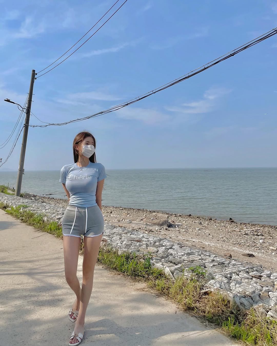 zzxvu 게시물 이미지: 😛